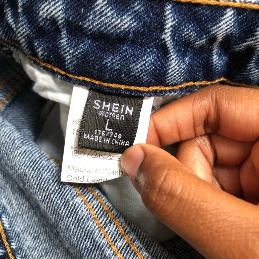 SHEIN High Rise Ripped Mom Jeans - Picture 9 of 9